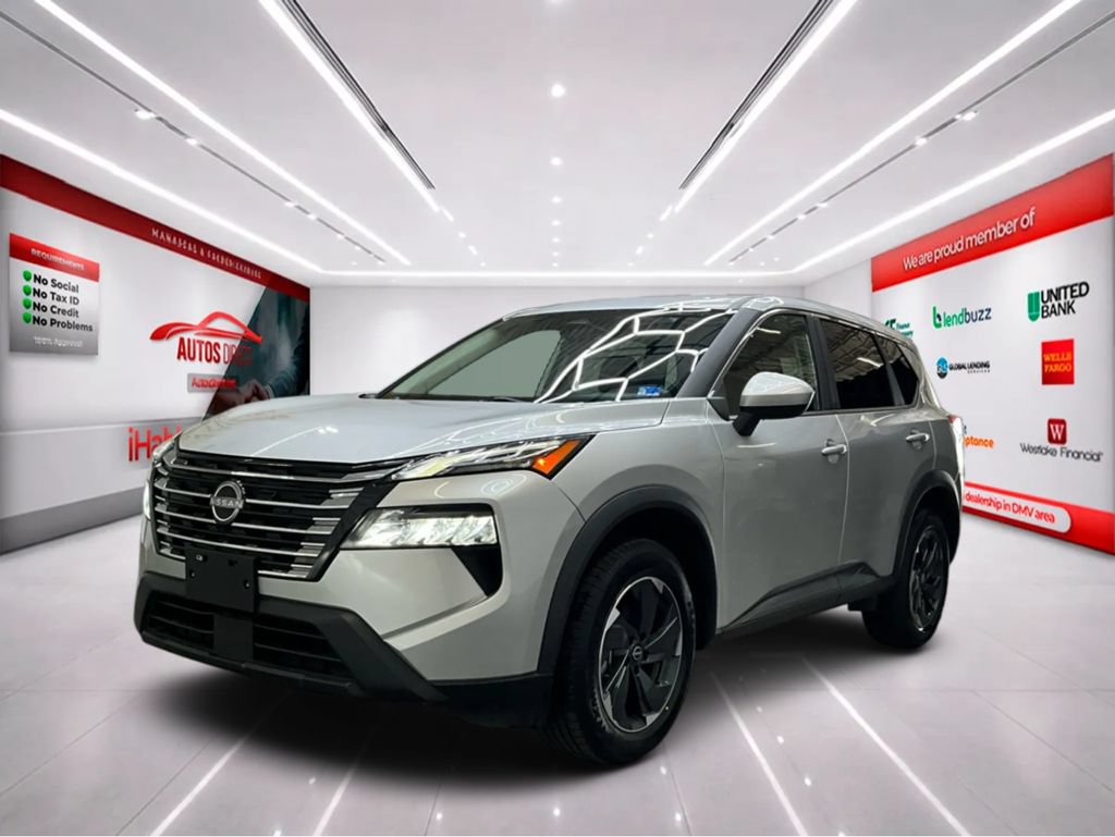 Used 2024 Nissan Rogue SV AWD/4WD image 3