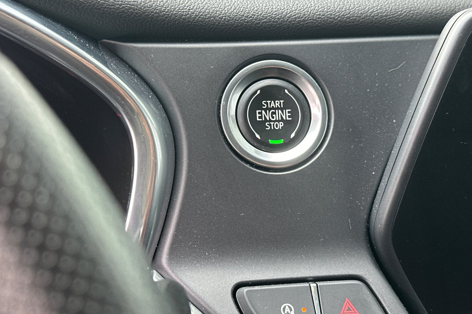 Used 2021 Chevrolet Blazer LT AWD/4WD image 33