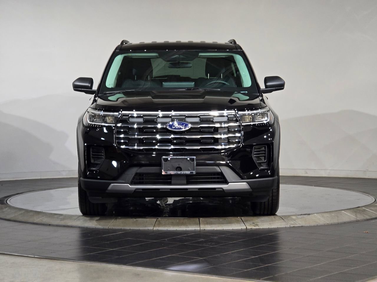 New 2026 Ford Explorer Active image 5