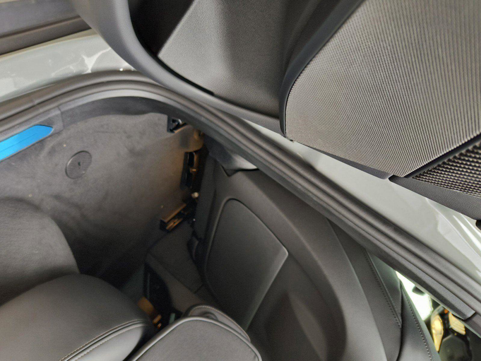 New 2025 BMW X5 xDrive40i w/ Parking Assistance Package image 15