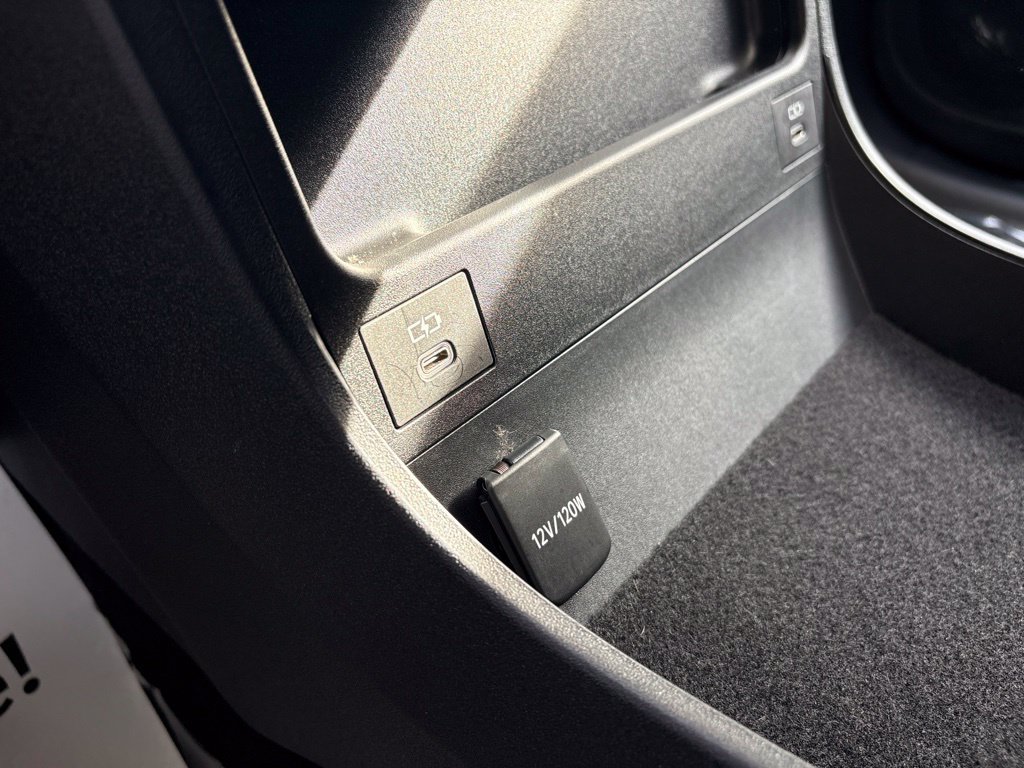 Certified 2023 Subaru Solterra AWD image 17