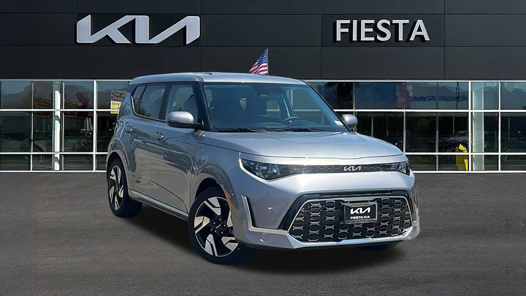 Certified 2025 Kia Soul GT-Line image 1