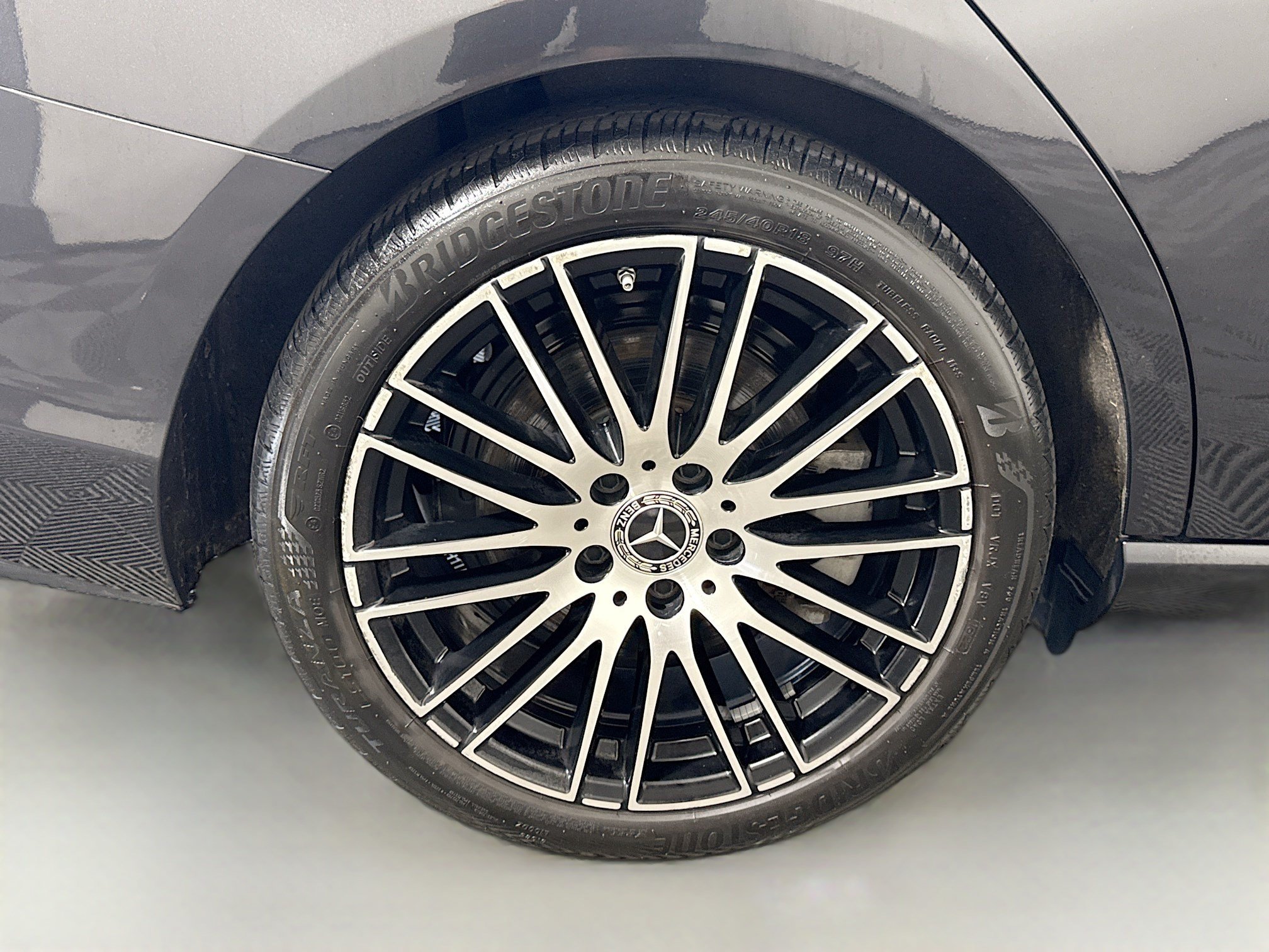 Used 2023 Mercedes-Benz C 300 4MATIC Sedan w/ Exclusive Trim Package image 33