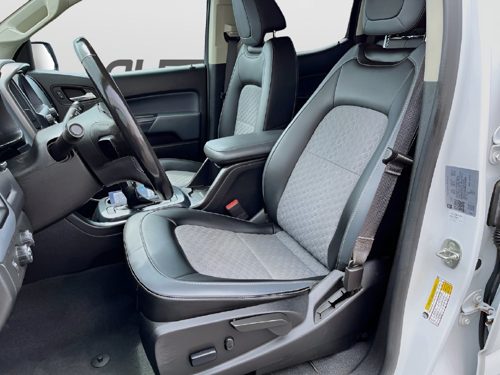Used 2022 Chevrolet Colorado Z71 AWD/4WD image 20