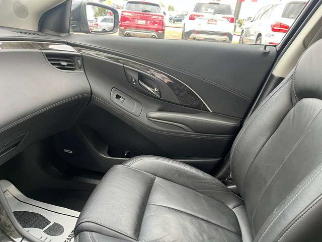 Used 2016 Buick LaCrosse Sport Touring image 21