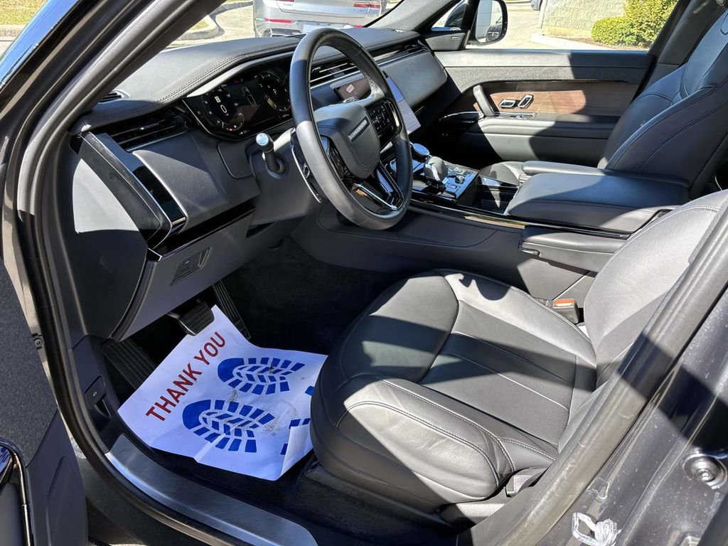 Certified 2023 Land Rover Range Rover Sport SE Dynamic image 9