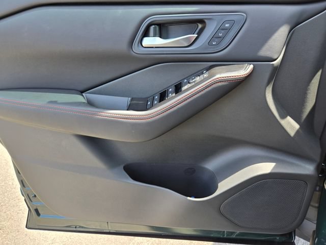New 2026 Nissan Rogue SV AWD/4WD image 24