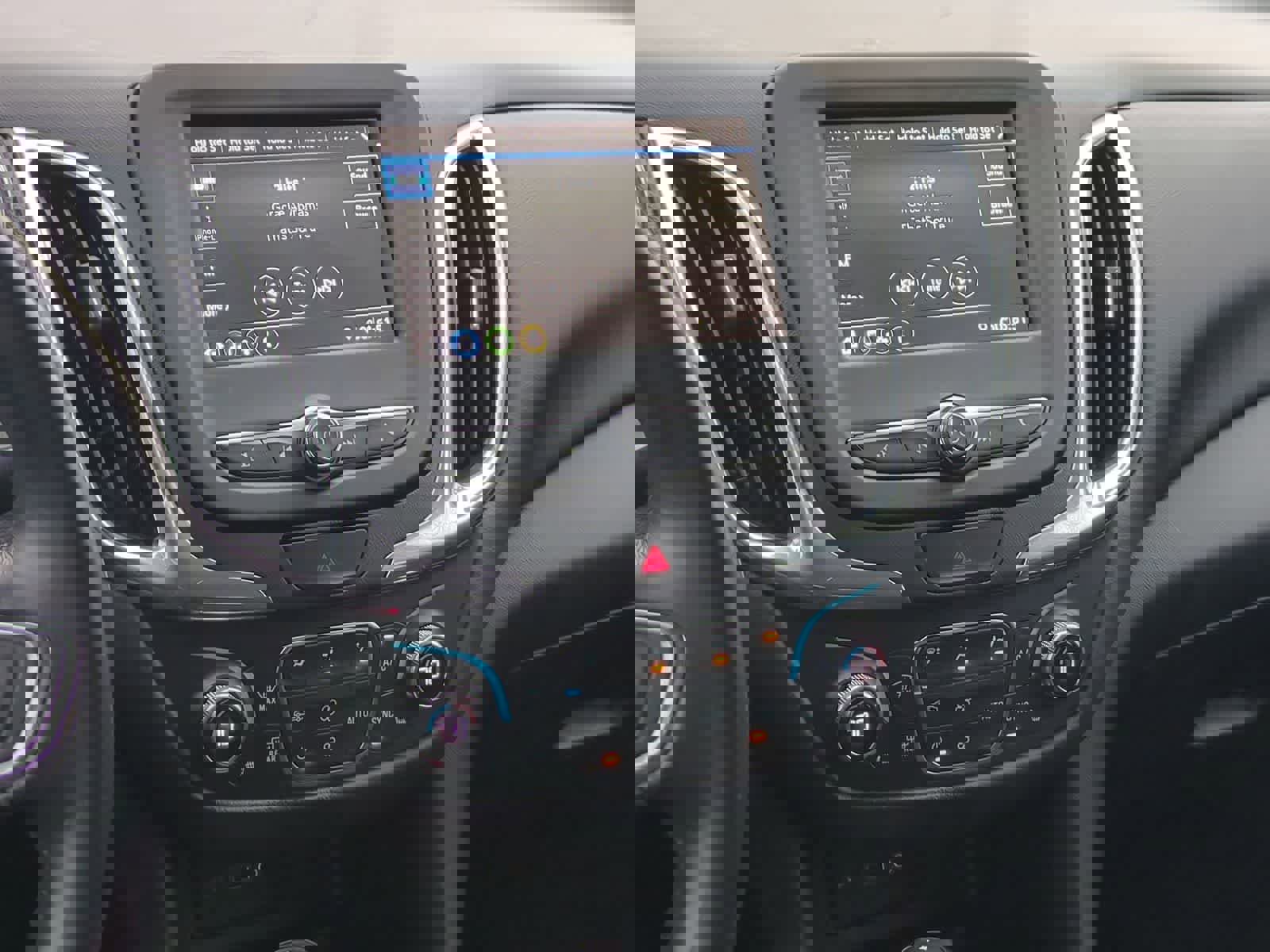 Used 2019 Chevrolet Equinox LT w/ Driver Convenience Package image 26