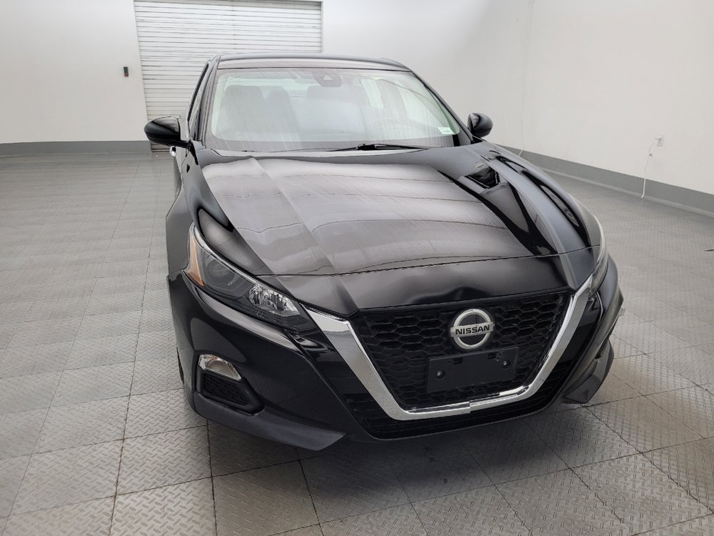 Used 2022 Nissan Altima 2.5 S FWD image 14