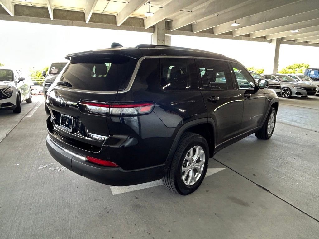 Used 2023 Jeep Grand Cherokee L Limited image 4