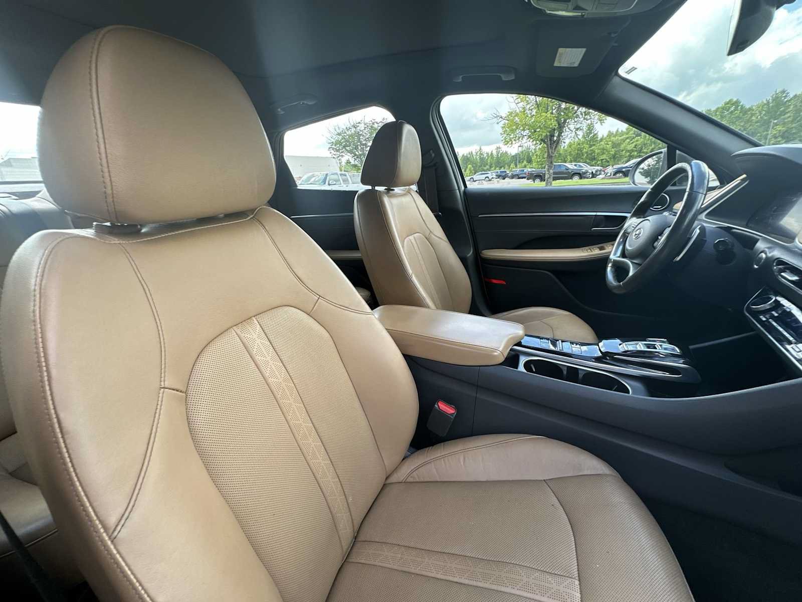 Used 2021 Hyundai Sonata Limited FWD image 23