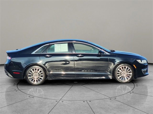 Used 2017 Lincoln MKZ Premiere image 13