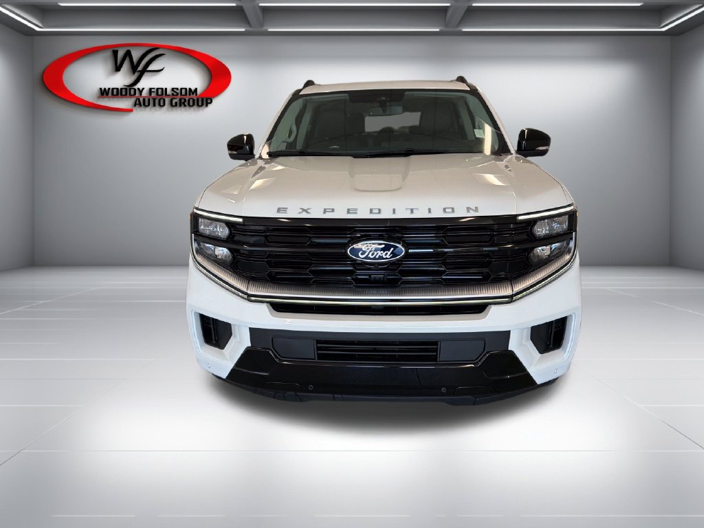 New 2027 Ford Expedition Platinum w/ Platinum Ultimate Package AWD/4WD image 2