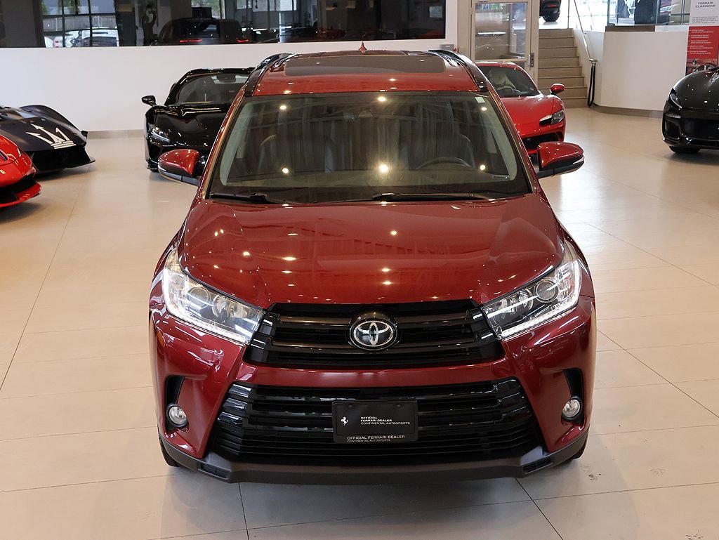 Used 2018 Toyota Highlander SE w/ Protection Package #3 AWD/4WD image 12