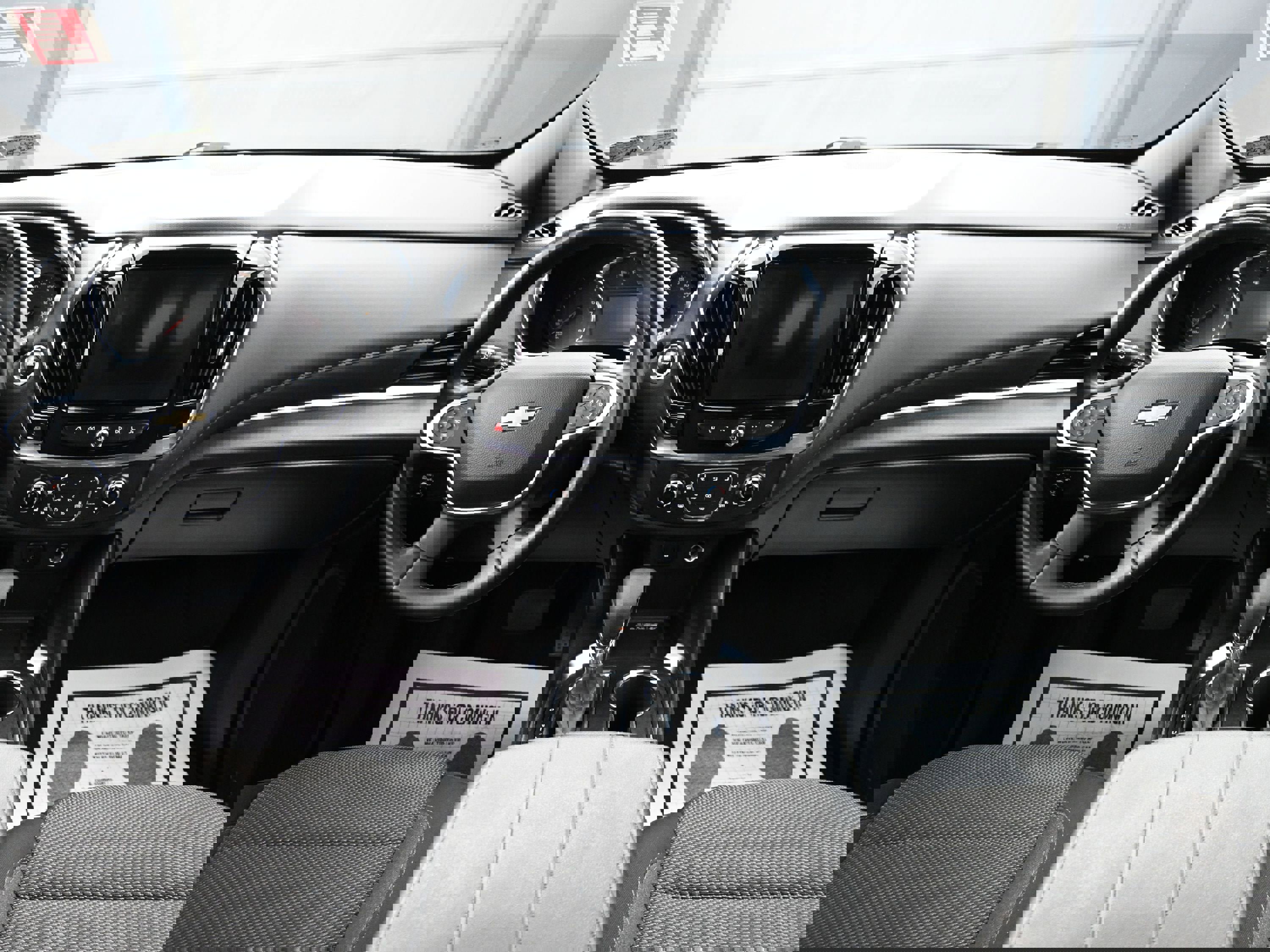 Used 2023 Chevrolet Traverse LT image 23