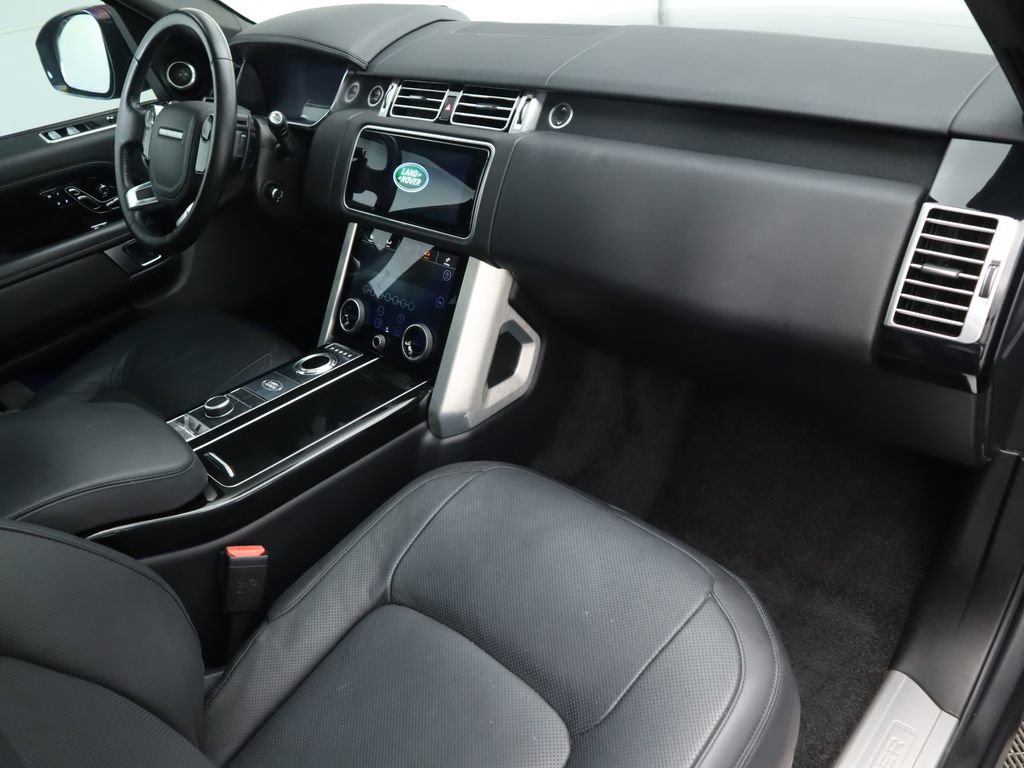 Used 2018 Land Rover Range Rover Supercharged image 17