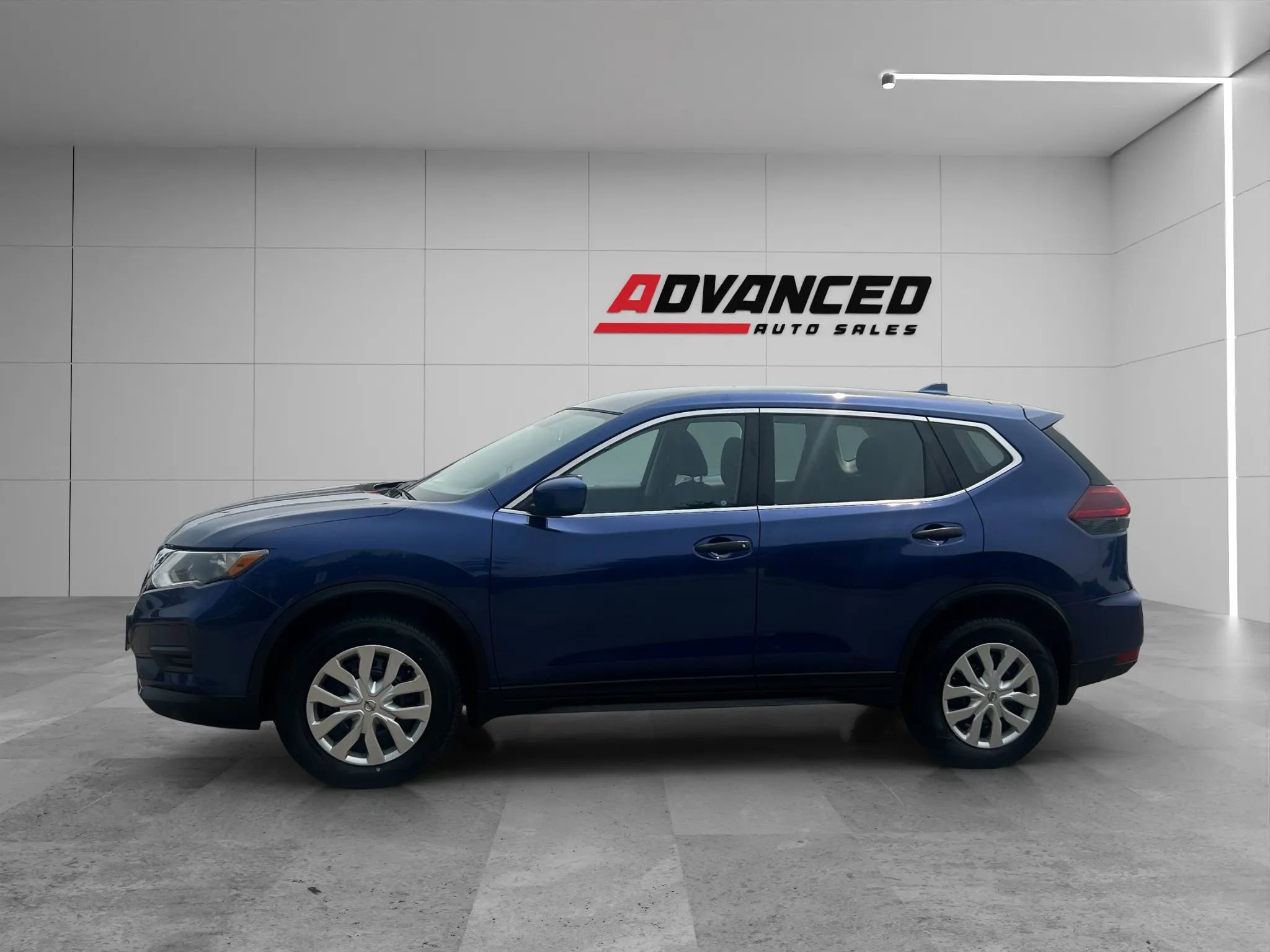 Used 2018 Nissan Rogue S image 7