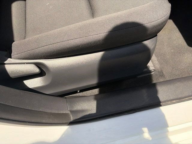 Used 2023 Toyota Corolla LE FWD image 36