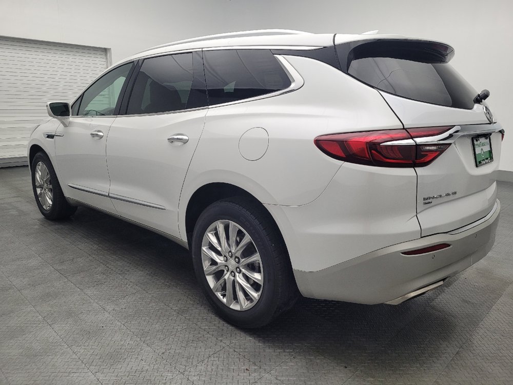 Used 2020 Buick Enclave Premium w/ Surround and Sites Package image 5