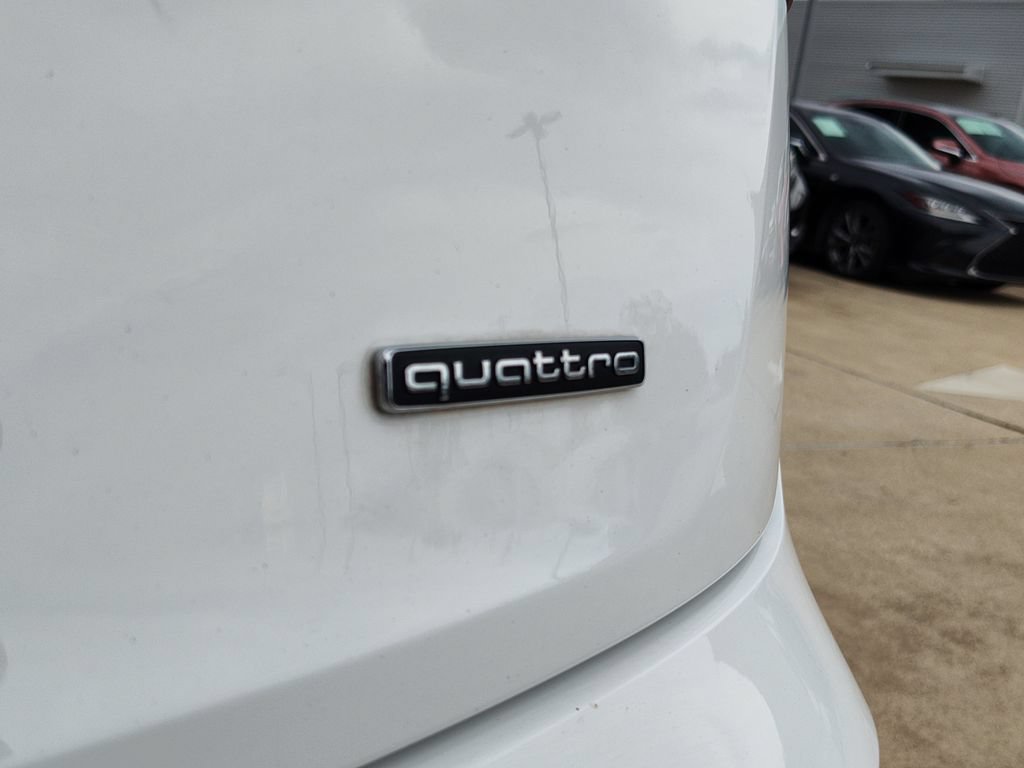 Used 2023 Audi Q5 2.0T Premium w/ Convenience Package AWD/4WD image 8