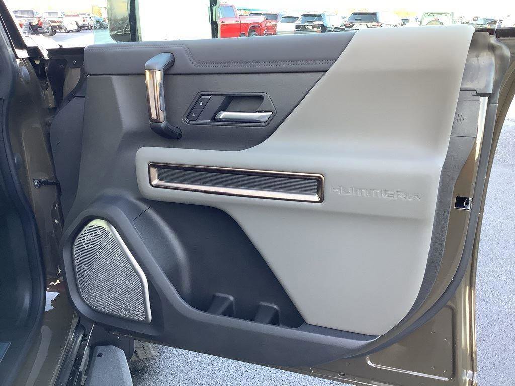New 2025 GMC Hummer EV 2X AWD/4WD image 62