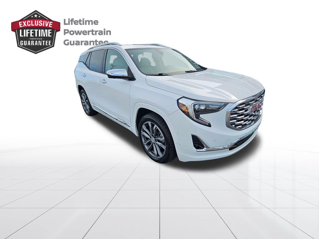 Used 2020 GMC Terrain Denali w/ Denali Premium Package FWD image 5