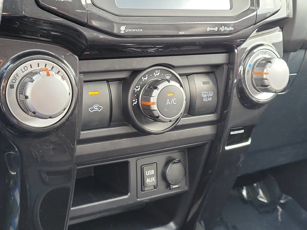 Used 2018 Toyota 4Runner TRD Off-Road Premium w/ TRD Performance Package AWD/4WD image 16
