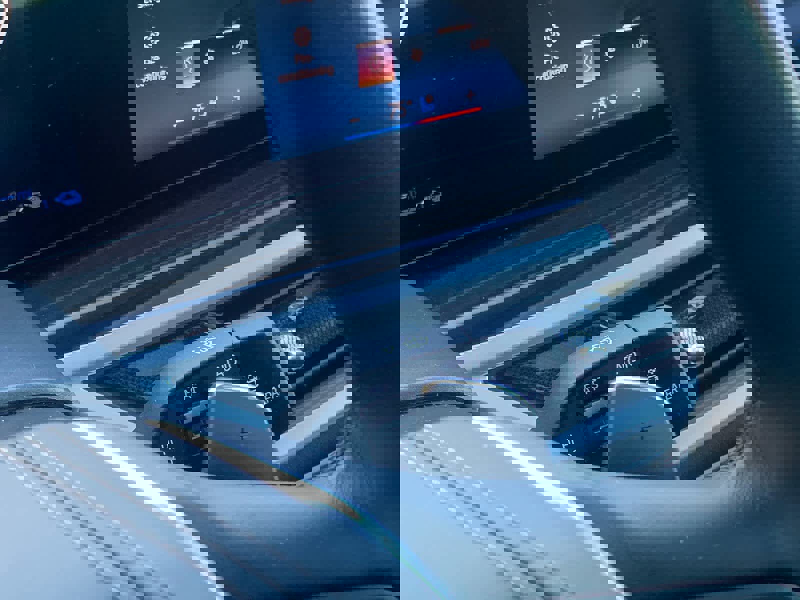 Used 2025 BMW X5 xDrive50e image 19