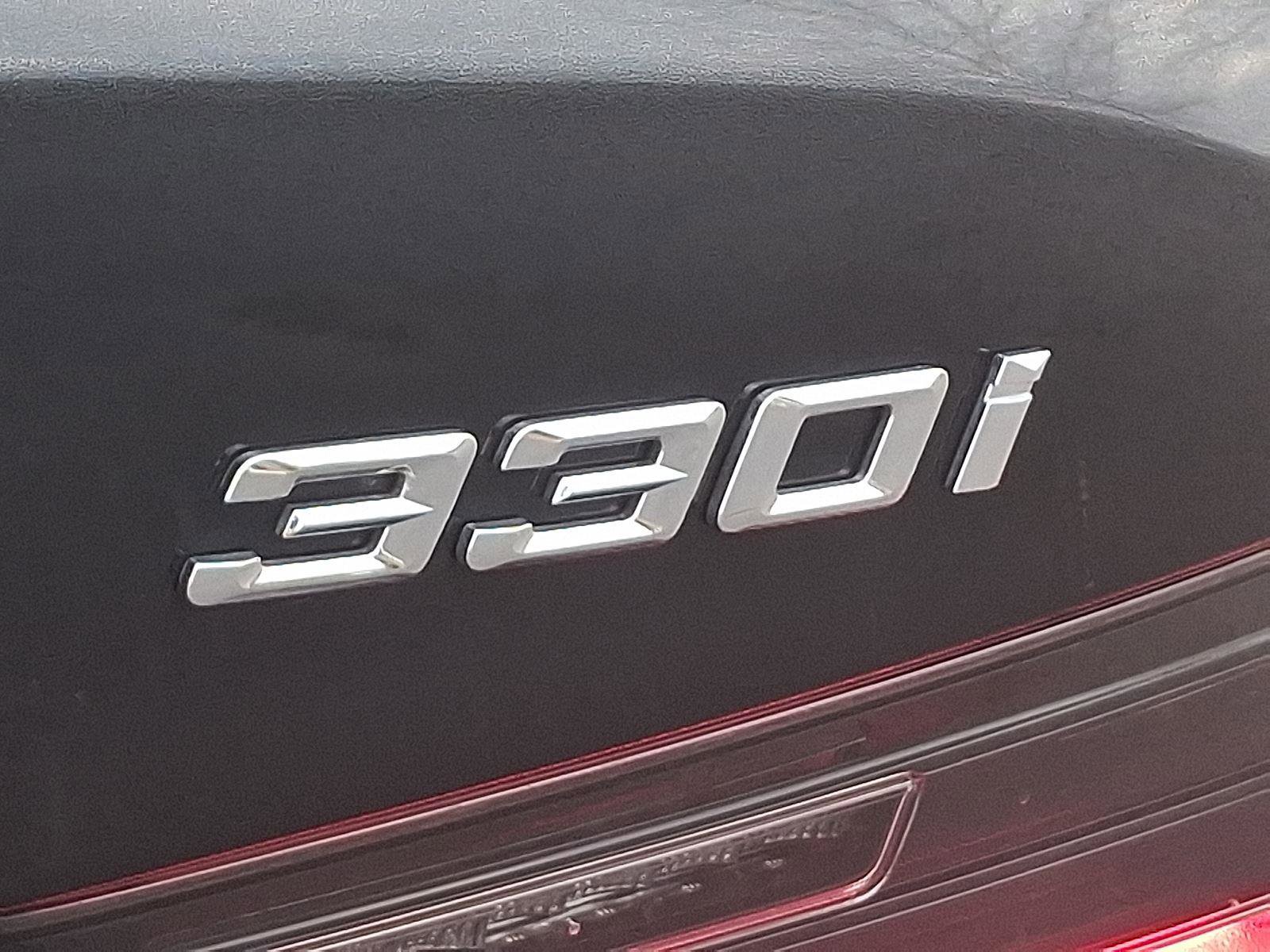 Used 2025 BMW 330i xDrive Sedan image 32