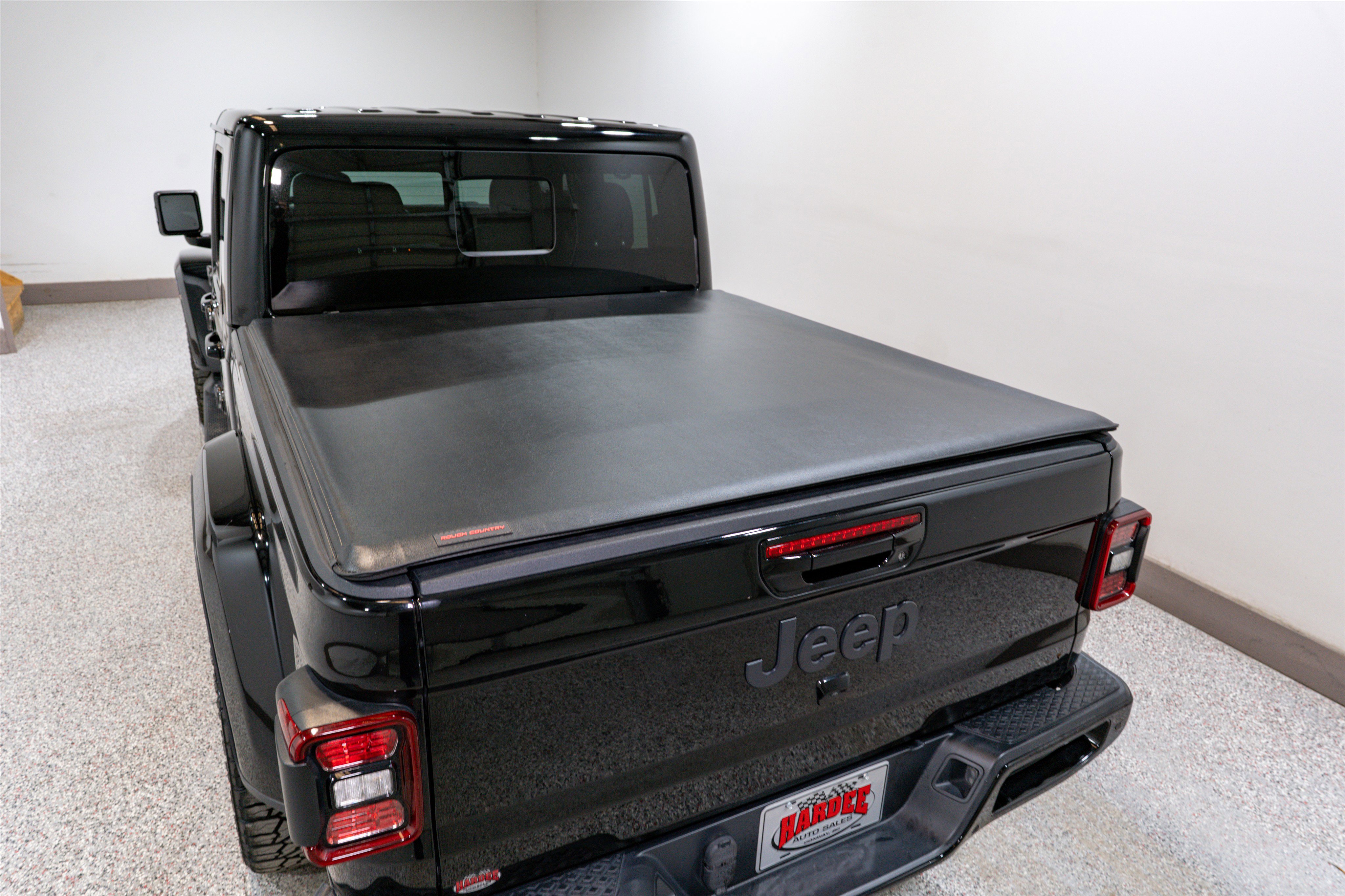 Used 2023 Jeep Gladiator Overland AWD/4WD image 11