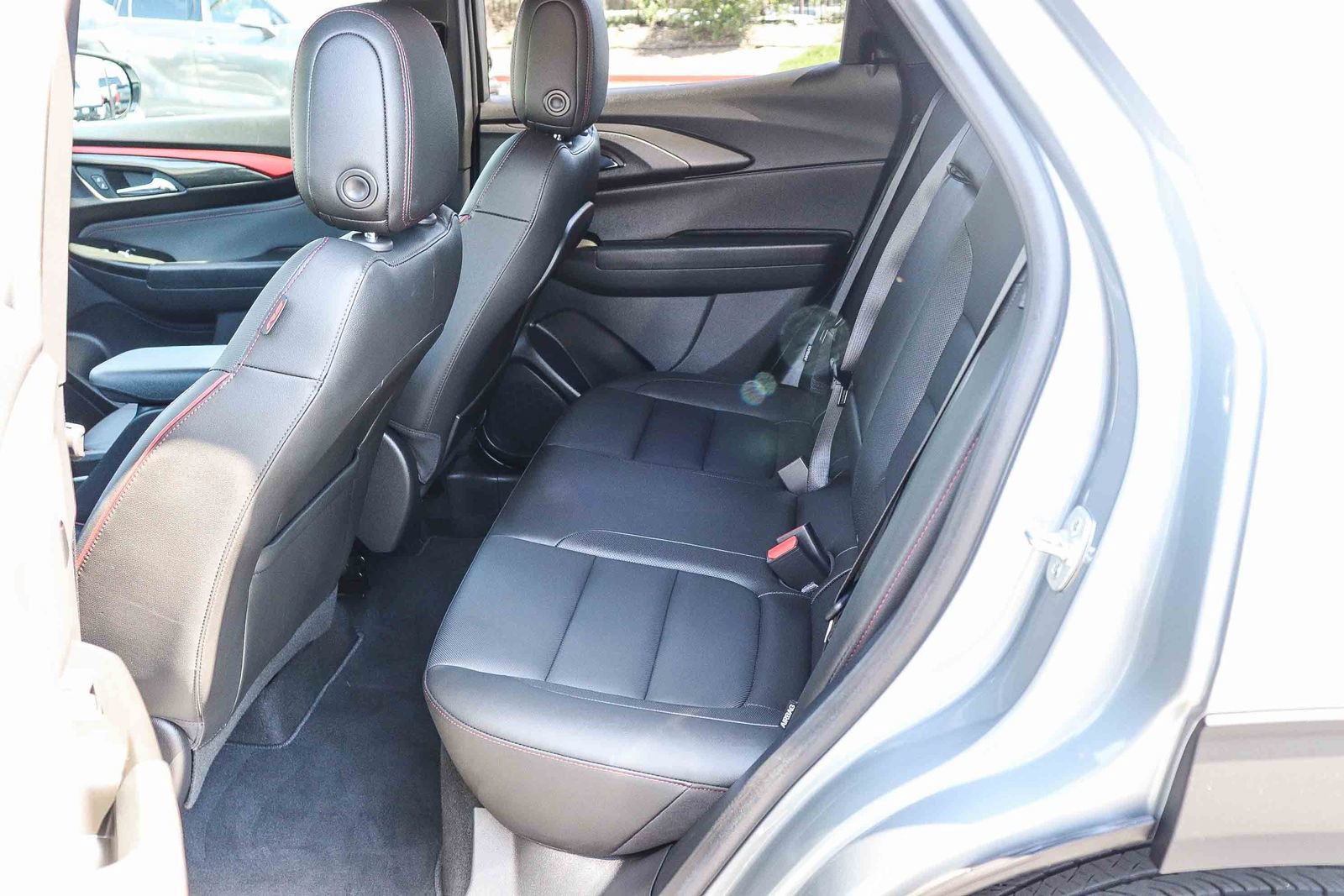 Used 2024 Chevrolet TrailBlazer RS w/ Convenience Package FWD image 21