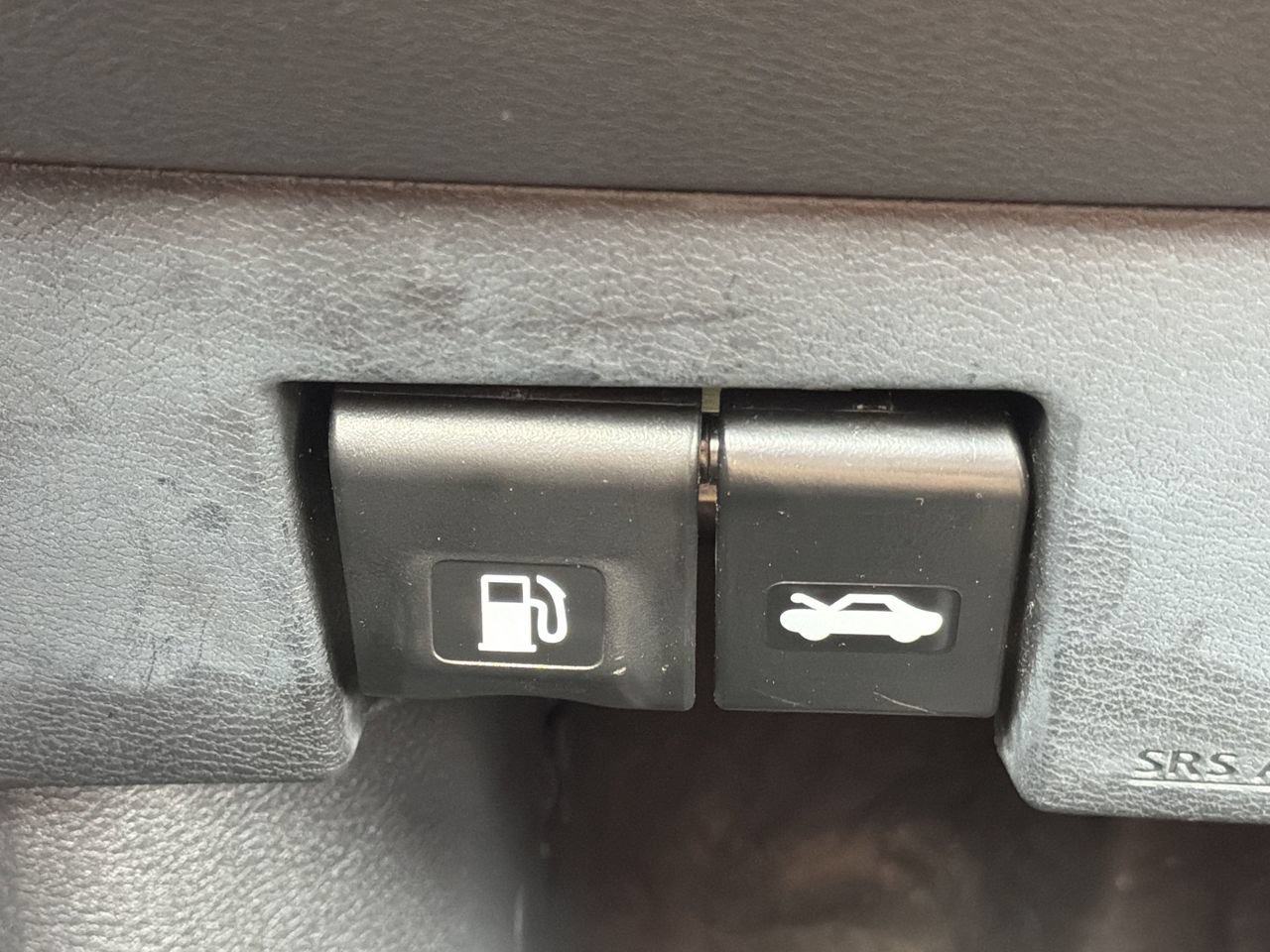 Used 2024 Nissan Kicks SR FWD image 13