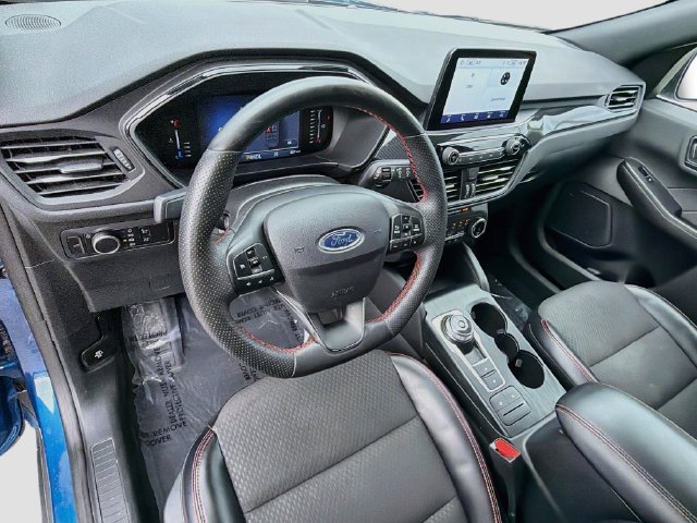 Used 2023 Ford Escape ST-Line AWD/4WD image 25