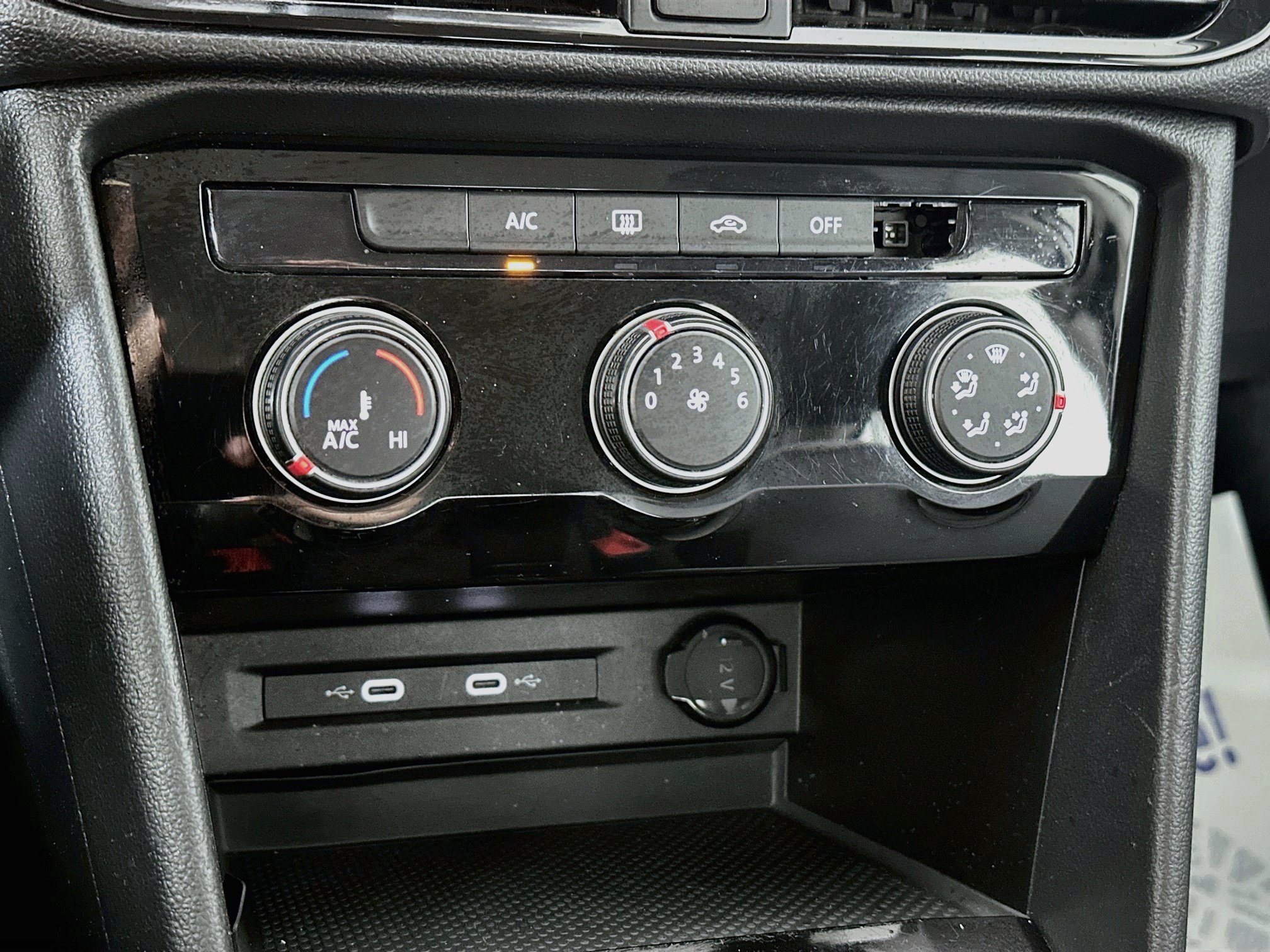 Certified 2023 Volkswagen Taos S FWD image 15