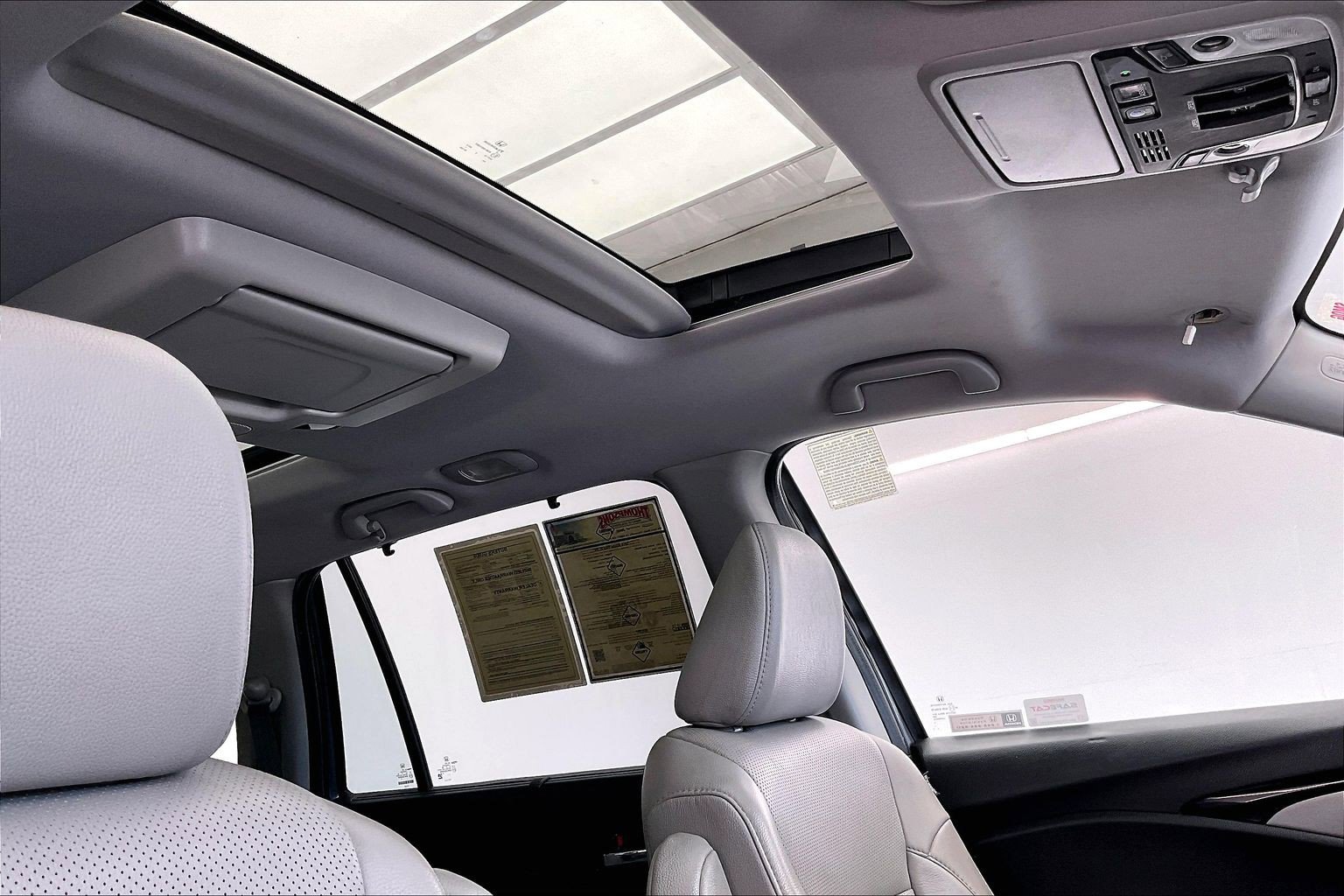Used 2019 Honda Pilot Elite image 24