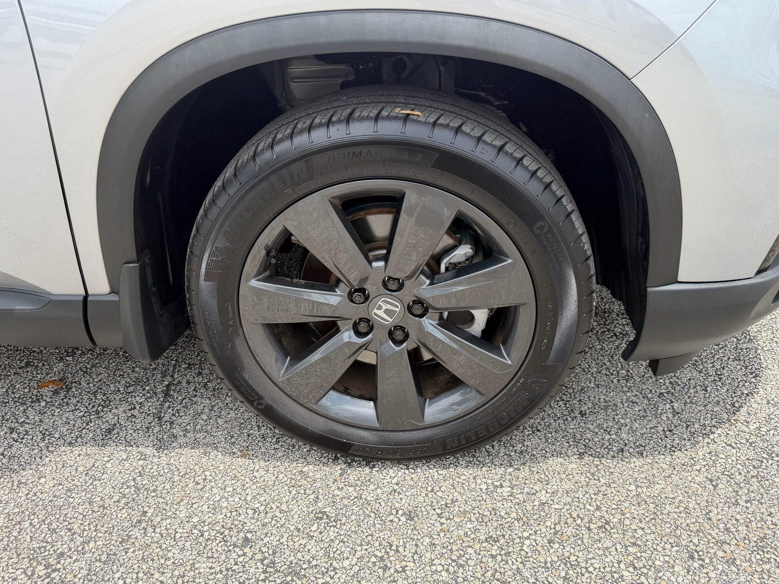 Used 2025 Honda Pilot Sport image 20
