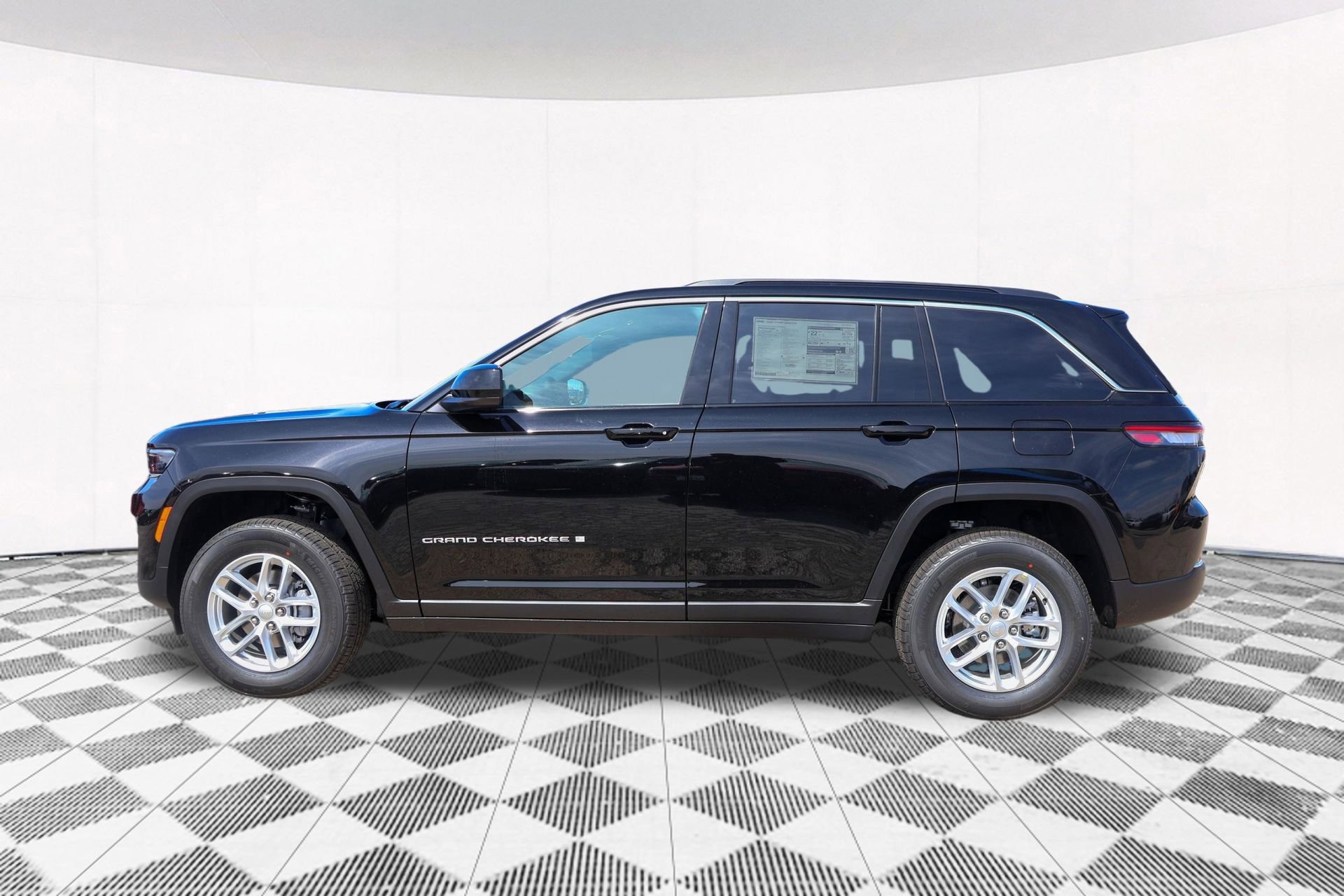 New 2026 Jeep Grand Cherokee Laredo X AWD/4WD image 9