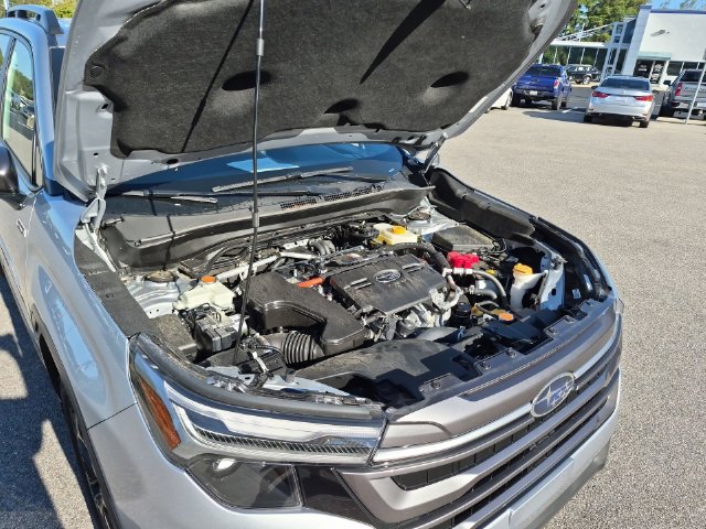 Certified 2025 Subaru Forester Limited AWD/4WD image 44