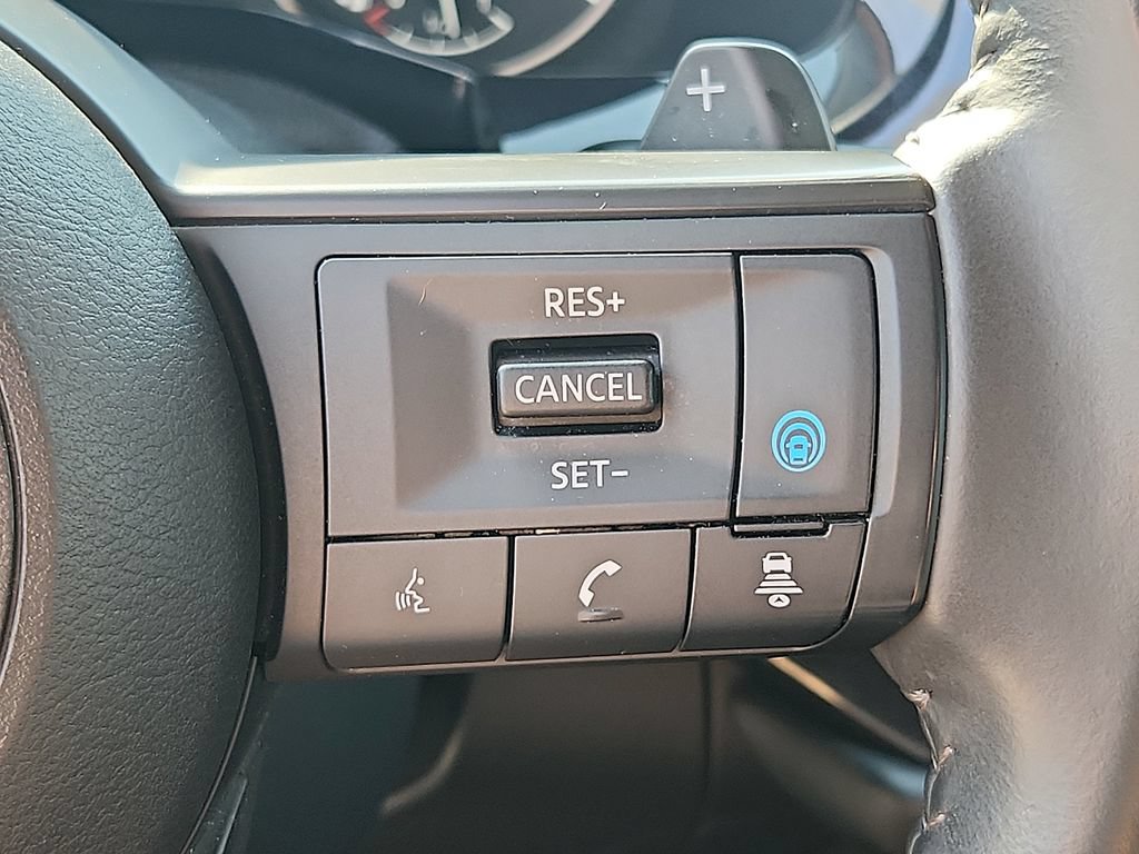 Used 2024 Nissan Pathfinder SV AWD/4WD image 21