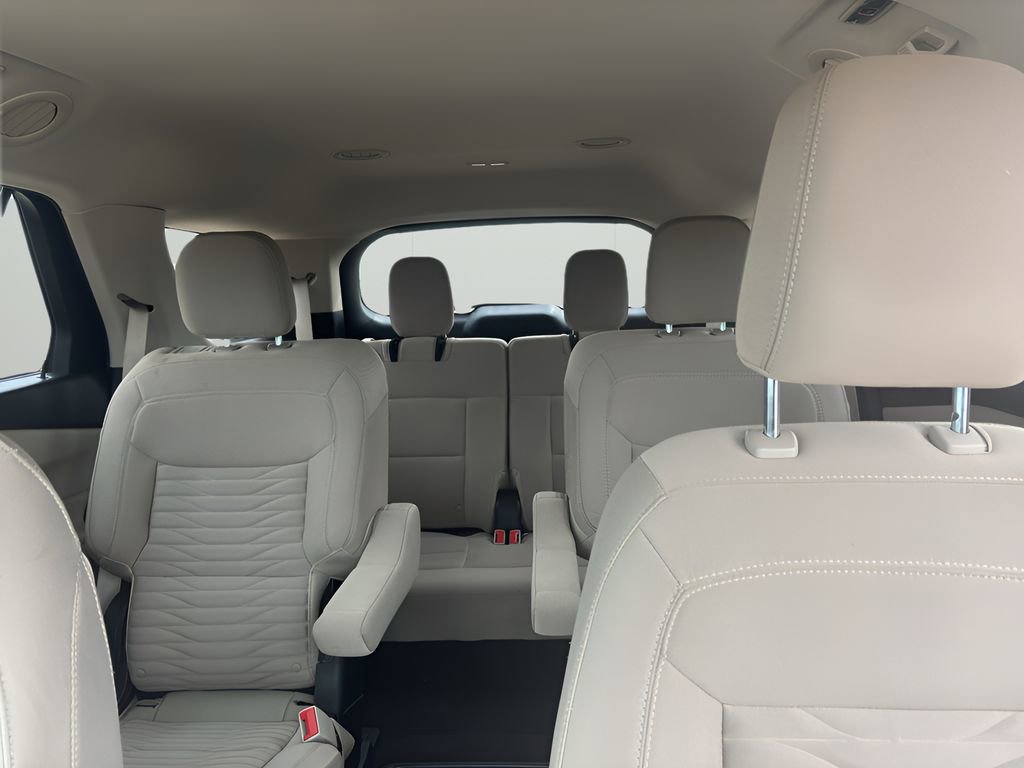 Used 2021 Ford Explorer XLT image 26