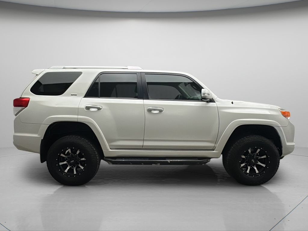 Used 2012 Toyota 4Runner SR5 AWD/4WD image 7