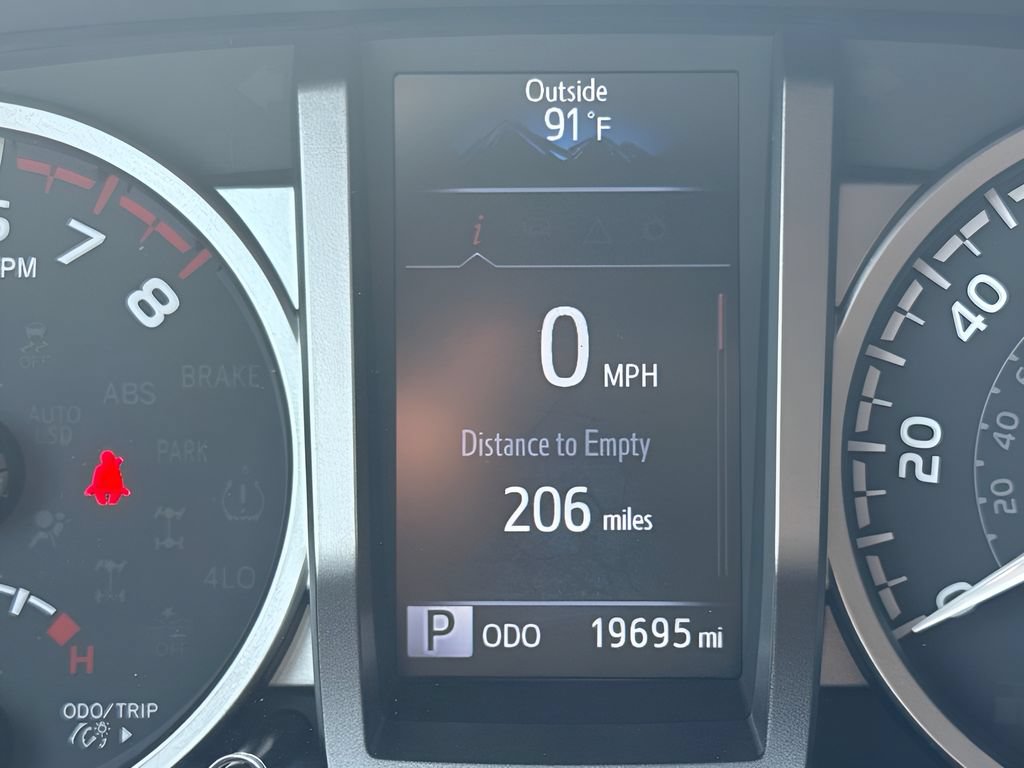 Used 2023 Toyota Tacoma SR5 w/ Technology Package AWD/4WD image 14