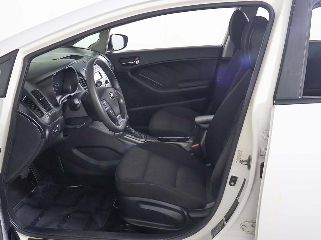 Used 2016 Kia Forte LX FWD image 18