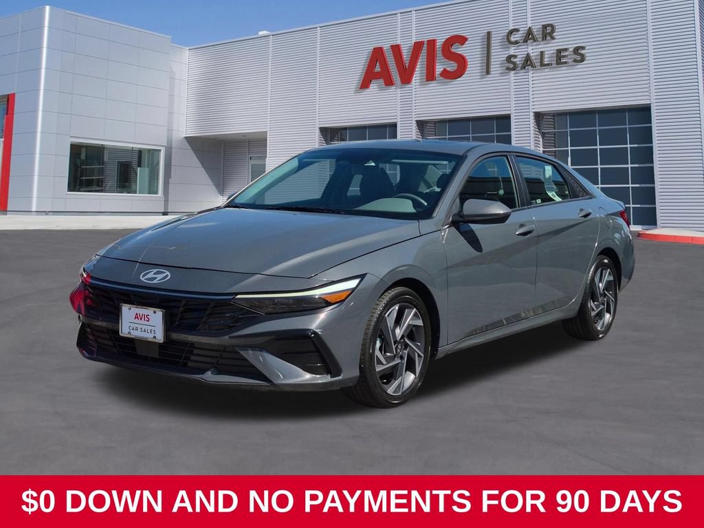 Used 2025 Hyundai Elantra SEL FWD image 1