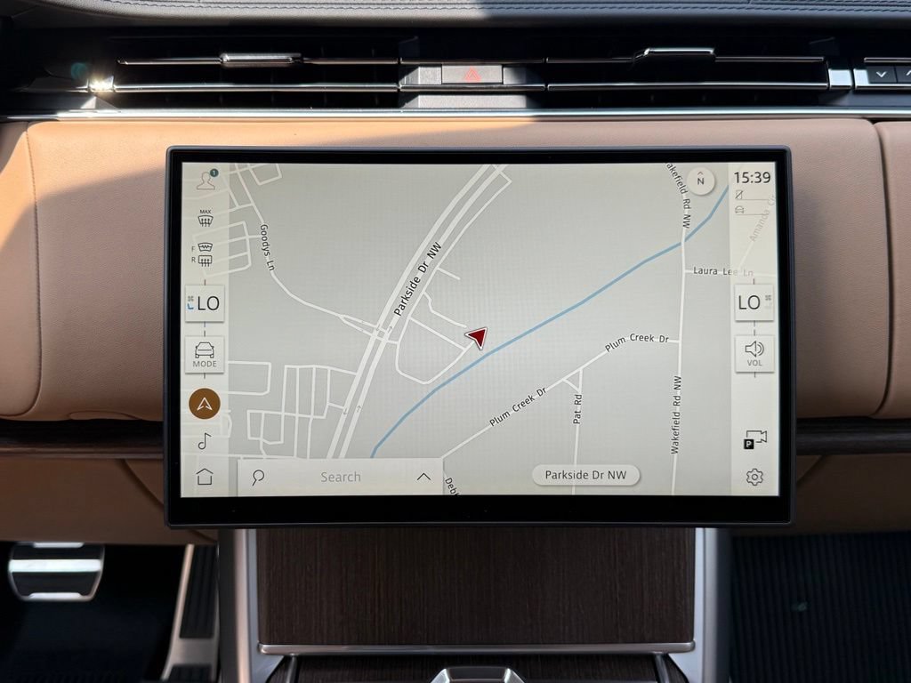 New 2026 Land Rover Range Rover Long Wheelbase SE AWD/4WD image 23