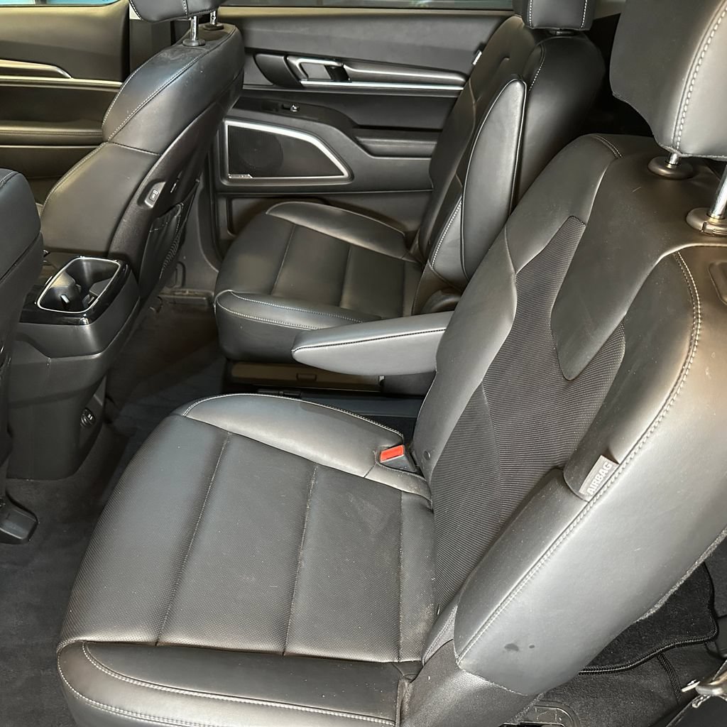 Used 2025 Kia Telluride S AWD/4WD image 21