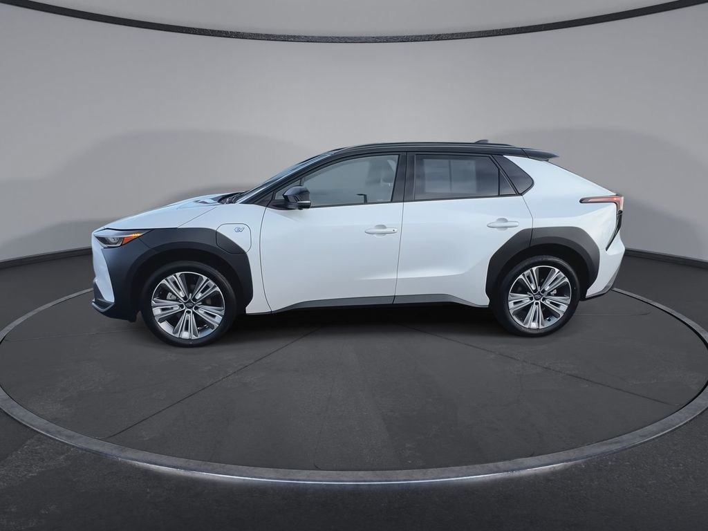 Used 2023 Subaru Solterra AWD image 4