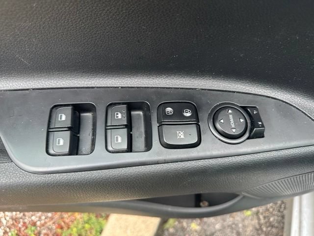 Used 2023 Kia Rio LX FWD image 10