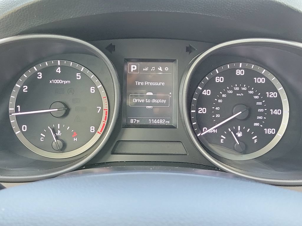 Used 2017 Hyundai Santa Fe Sport FWD image 17