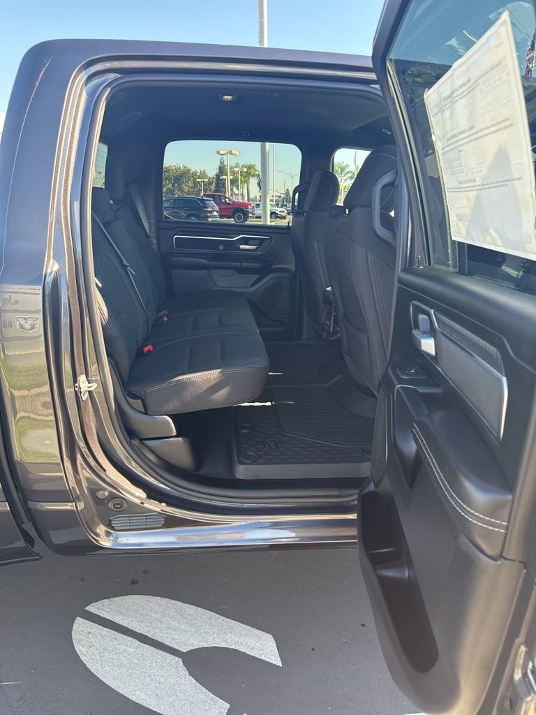 New 2026 RAM 1500 Big Horn AWD/4WD image 18